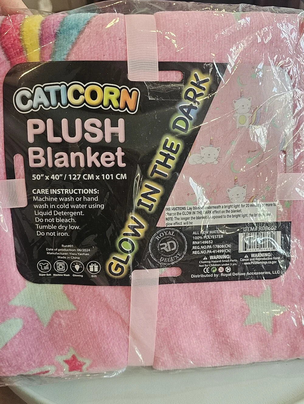 Caticorn Glow-In-The Dark Pink Plush Rainbow Cat Blanket Size 50